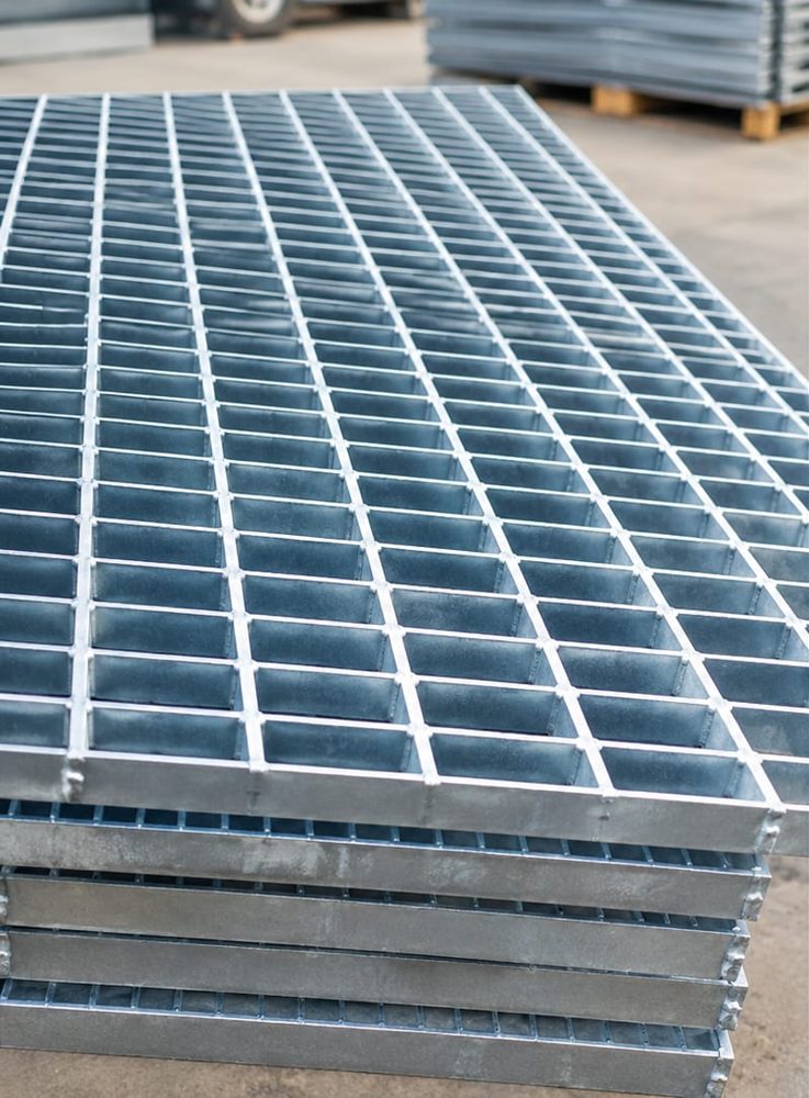 Stack of hot dip galvanized steel gratings